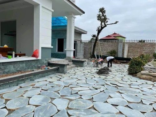 Đá bánh dầu lát sân vườn